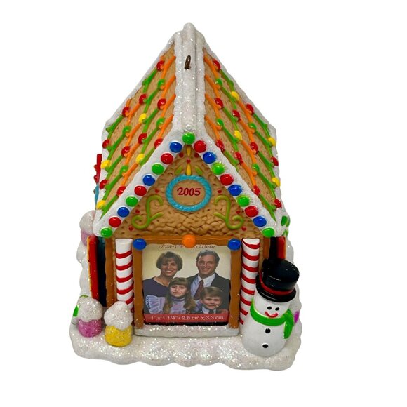 Gingerbread House Ornament/Trinket Box & Photo Holder 2005 by Carlton Cards - Picture 2 of 14